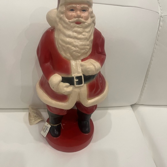 Pair of matching Katherine’s collection reproduction Santa’s 18 inches tall - Picture 13 of 17